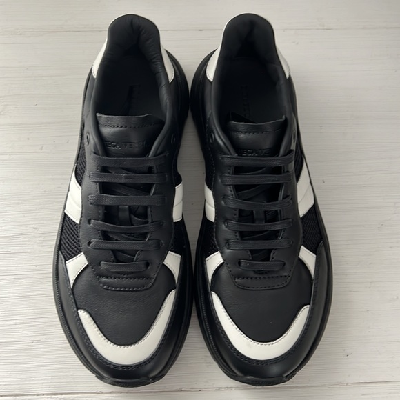 Bottega Veneta men’s stylish sneakers - Picture 6 of 10